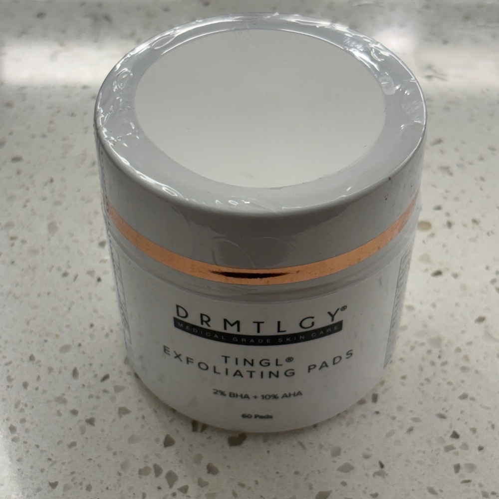 DRMTLGY Tingl Exfoliating Pads (60 ct)